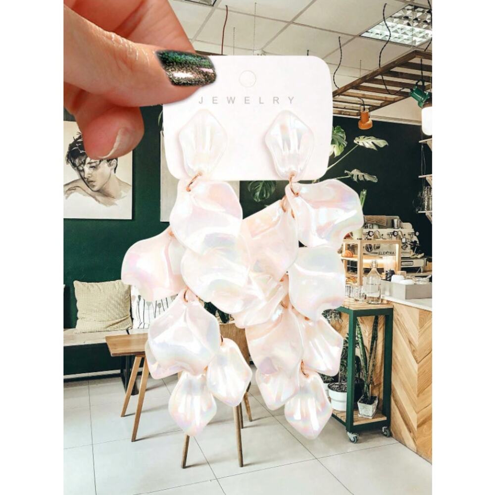 Iridescent White Floral Dangle Earrings Statement Mother of Pearl Style Jewelry